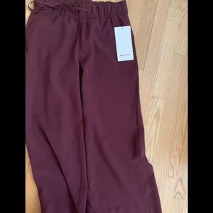 Lululemon on the fly 7/8 pants